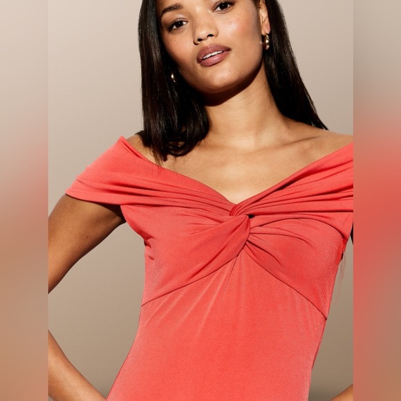 NWTS🌹THE OCCASION XL🌹ELITE LINE CRIMSON POPPY OFF THE SHOULDER LUSTROUS MAXI - Picture 3 of 16